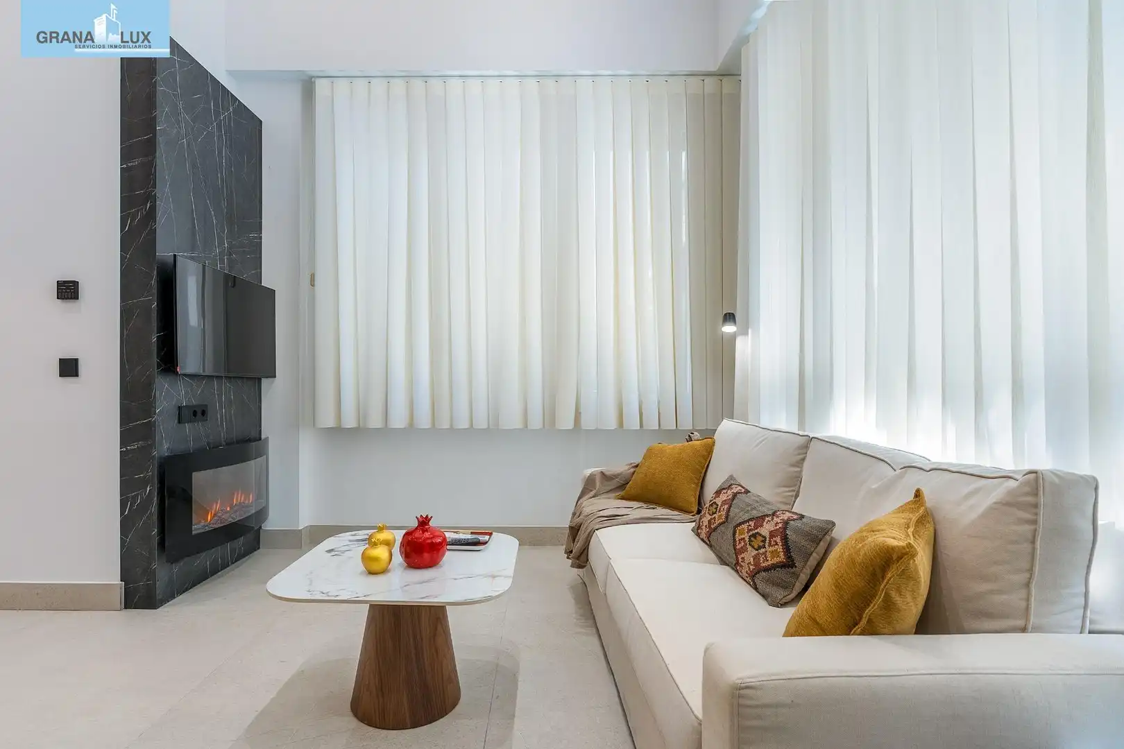 Ground floor with pool for sale in Avenida Avenida Divina Pastora, imagen 2