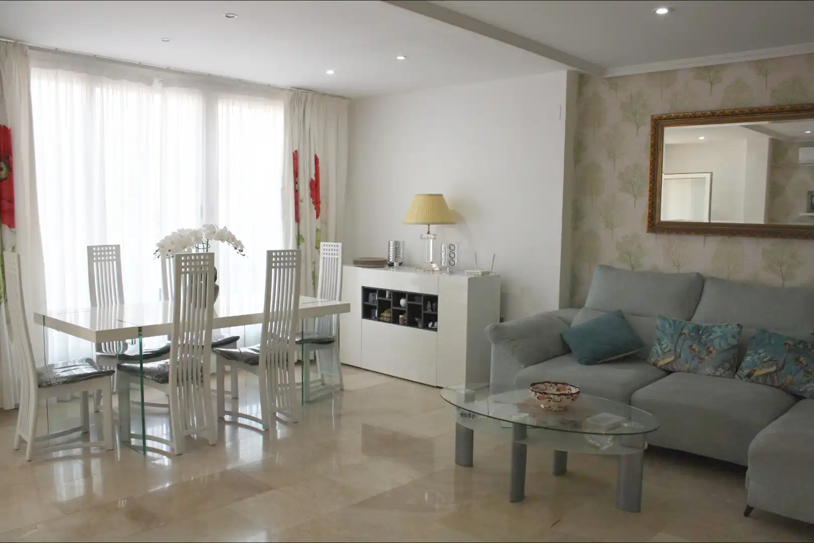 Wohnzimmer von Haus oder Chalet zum Verkauf in Monforte del Cid mit Klimaanlage, Privatgarten und Terrasse
