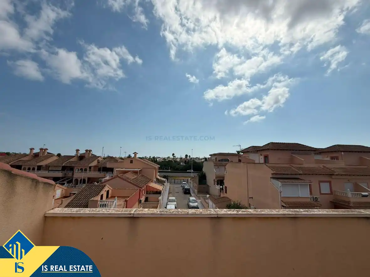 Casa con piscina en venta en Zona Carrefour - Urbanizaciones, imagen 28