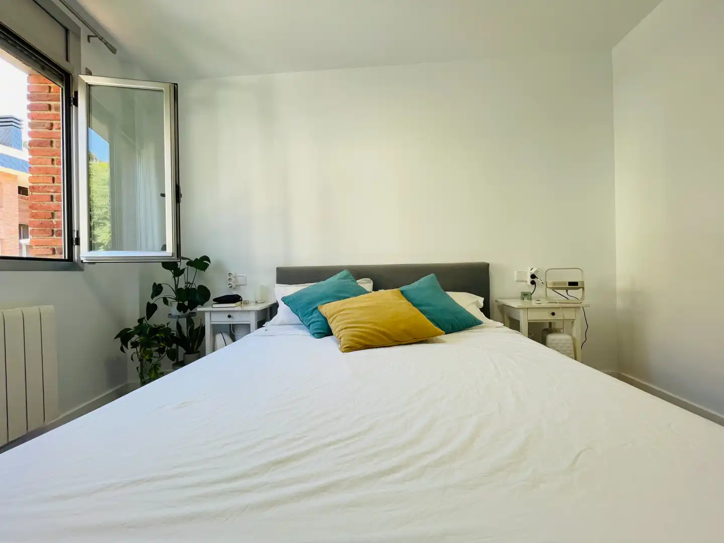 Habitación de Piso de alquiler en Corbera de Llobregat con Calefacción, Parquet y Terraza
