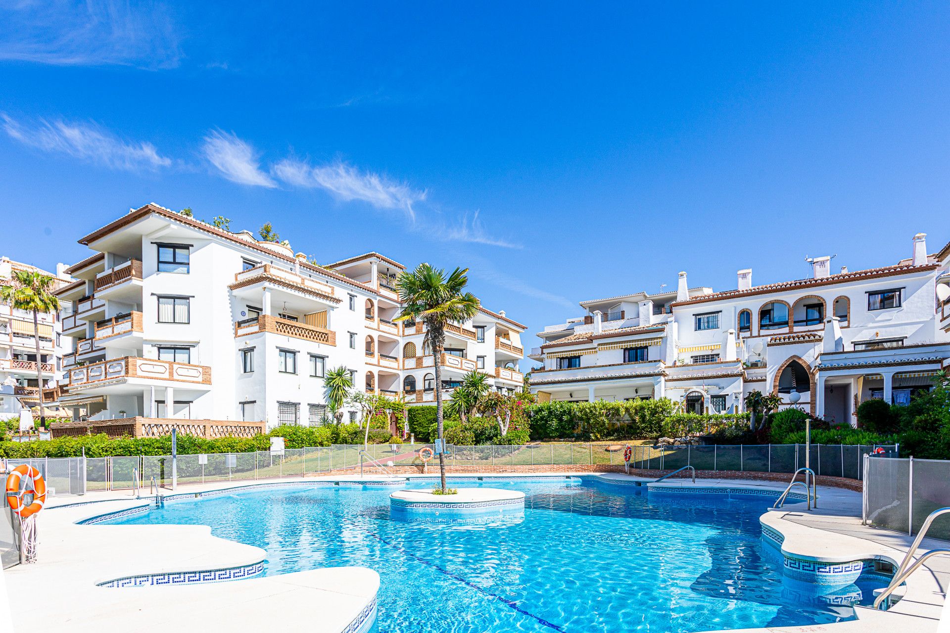 Exterior view of Attic for sale in Mijas  with Air Conditioner, Terrace and Swimming Pool