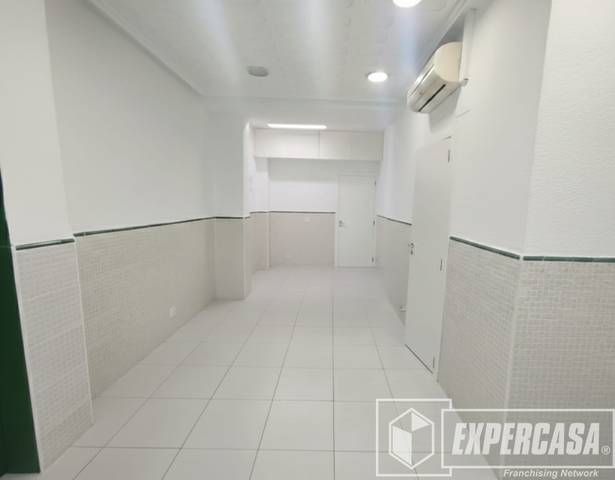 Local comercial en Alquiler en El Castell