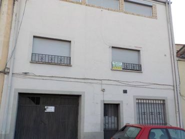 Mixto residencial en venta en Calle SAN CRISTOBAL 3