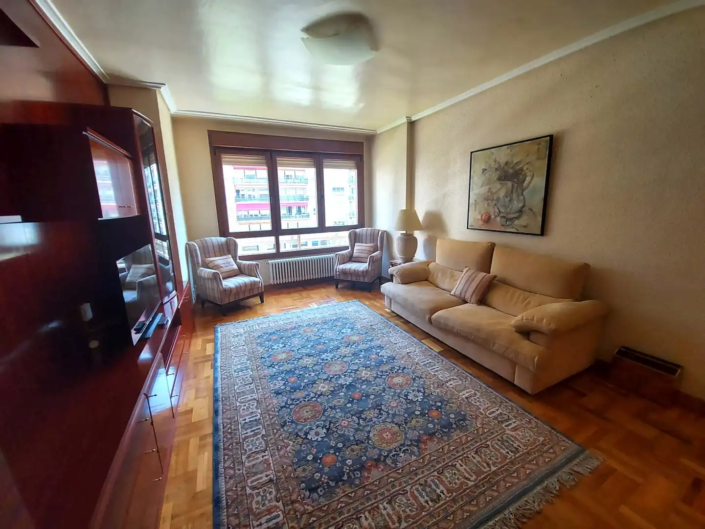 Sala d'estar de Pis en venda en  Logroño amb Calefacció, Parquet i Terrassa