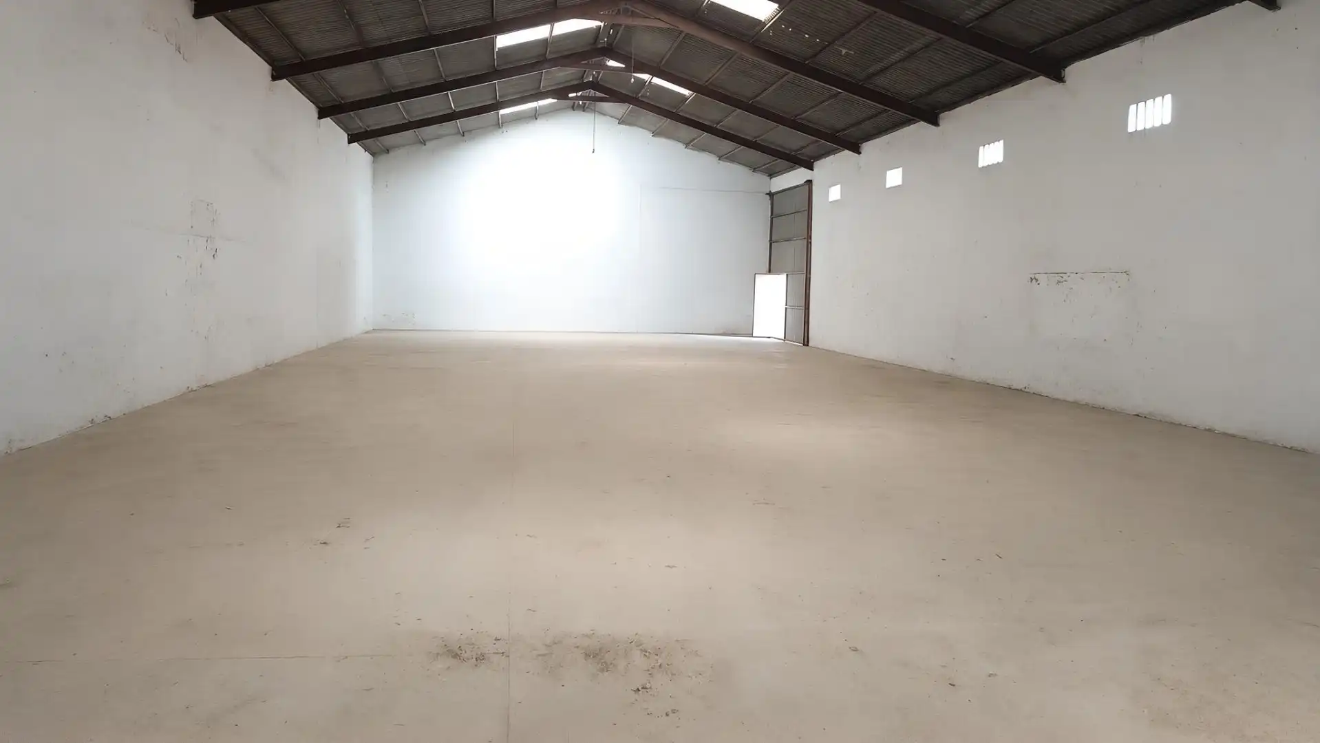 Nau industrial en venda en Villagonzalo Pedernales