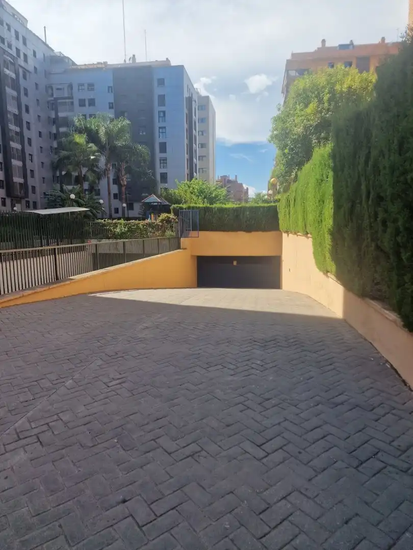 Garage zur Miete in Avenida Francia, Penya - Roja - Avda. Francia