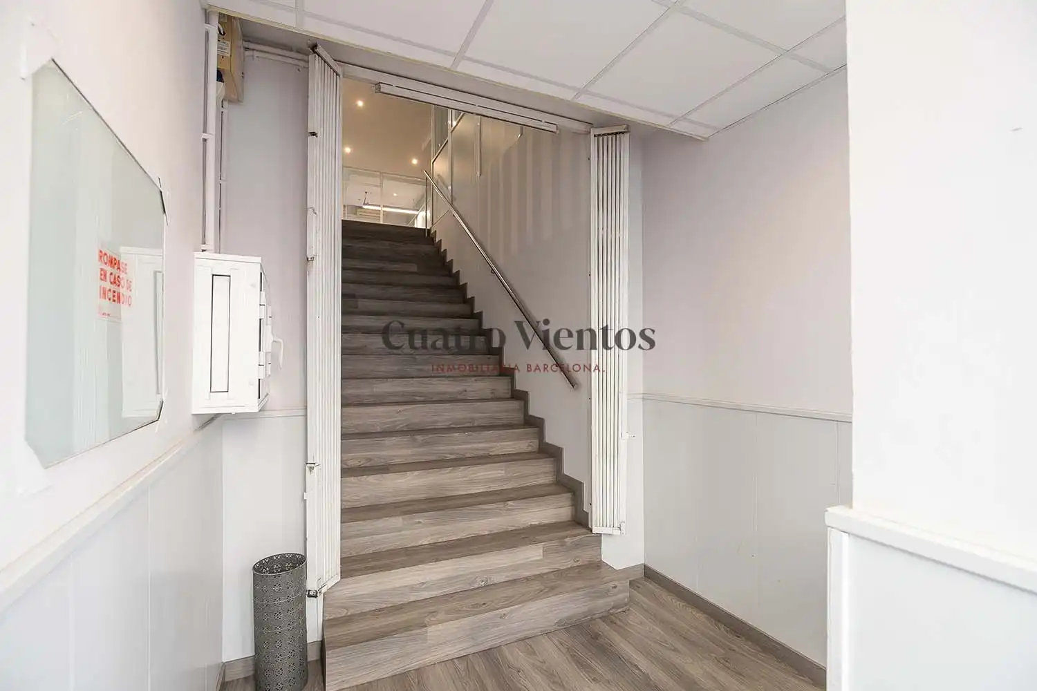 Office for sale in Barcelona  with Air Conditioner and Heating