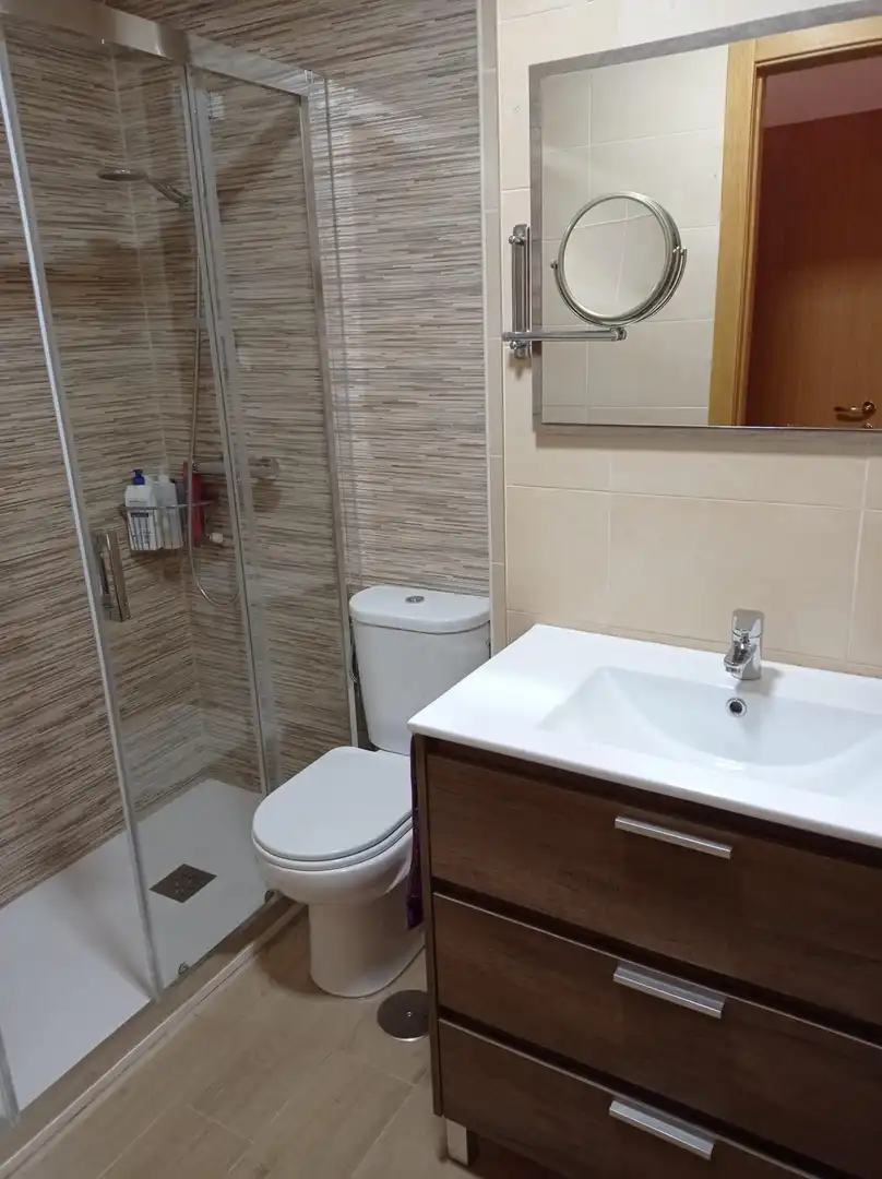 Baño de Piso en venta en Málaga con Aire acondicionado, Jardín privado y Terraza