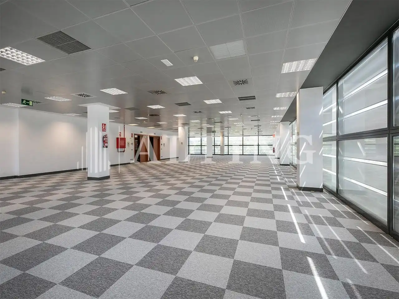 Gebäude zur Miete in L'Hospitalet de Llobregat