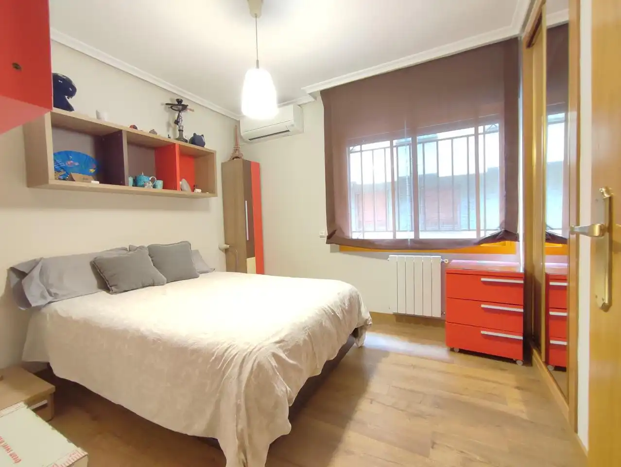 Habitación de Piso en venta en Albacete con Aire acondicionado, Calefacción y Trastero