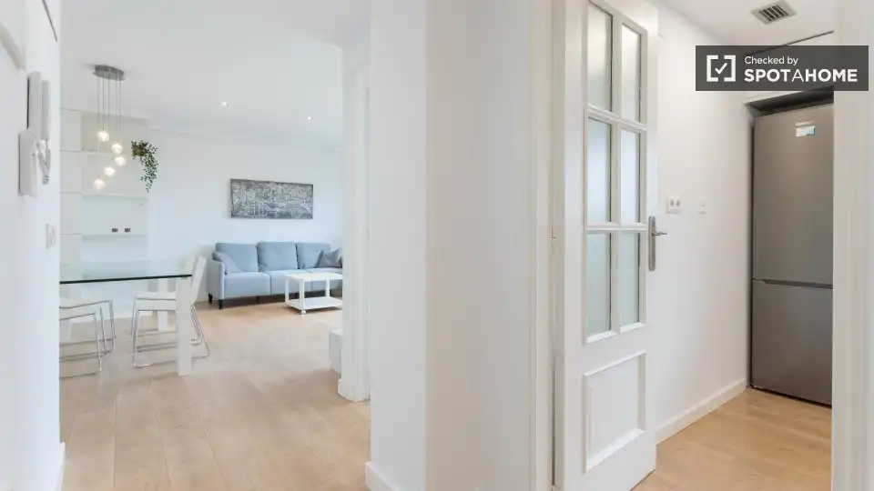 Apartments for share in Valencia  with Air Conditioner, Terrace and Furnished
