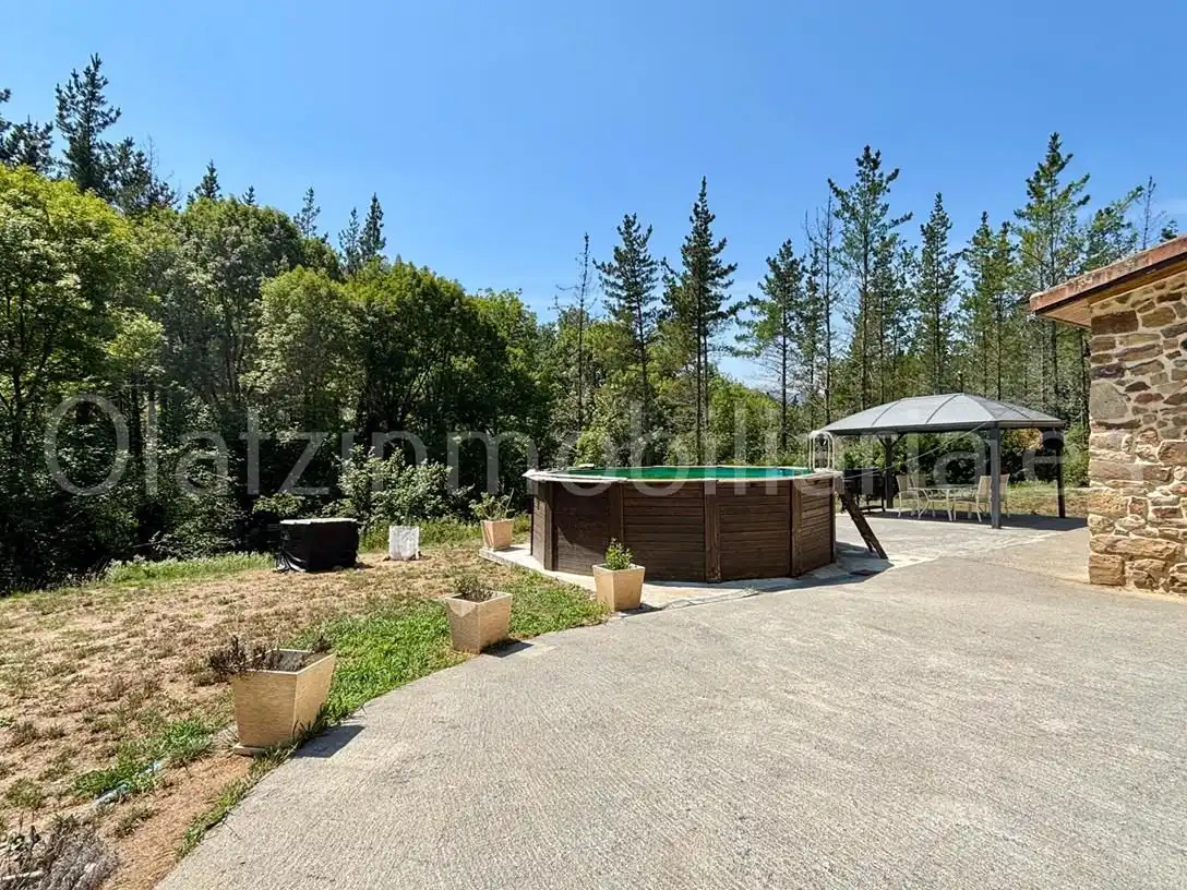 Piscina de Casa o chalet en venta en Artzentales con Calefacción y Balcón