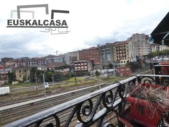 Exterior view of Flat for sale in Bilbao   with Heating and Balcony