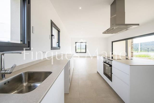 Casa-chalet en Venta en GIV-5235 en Maià de Montcal