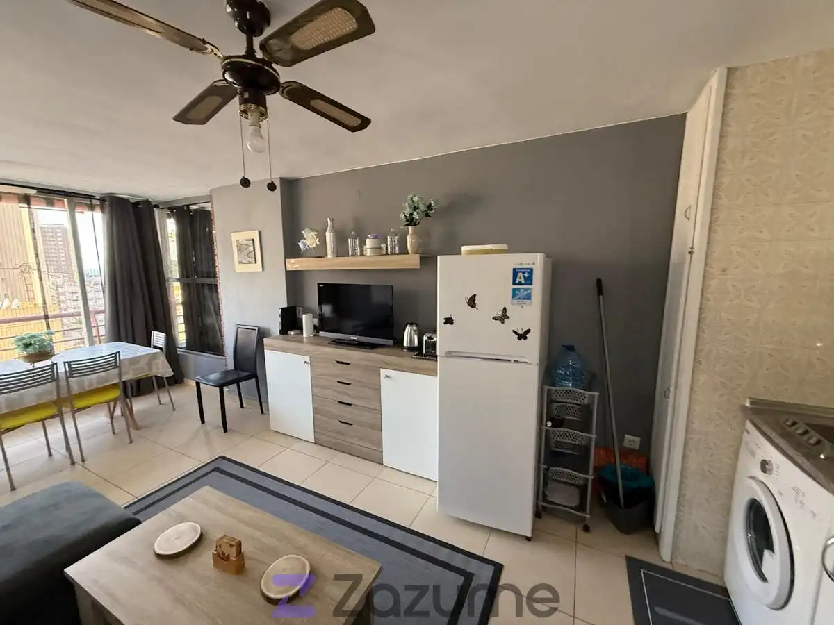 Living room of Flat for rent in Benidorm  with Swimming Pool, Furnished and Washing machine
