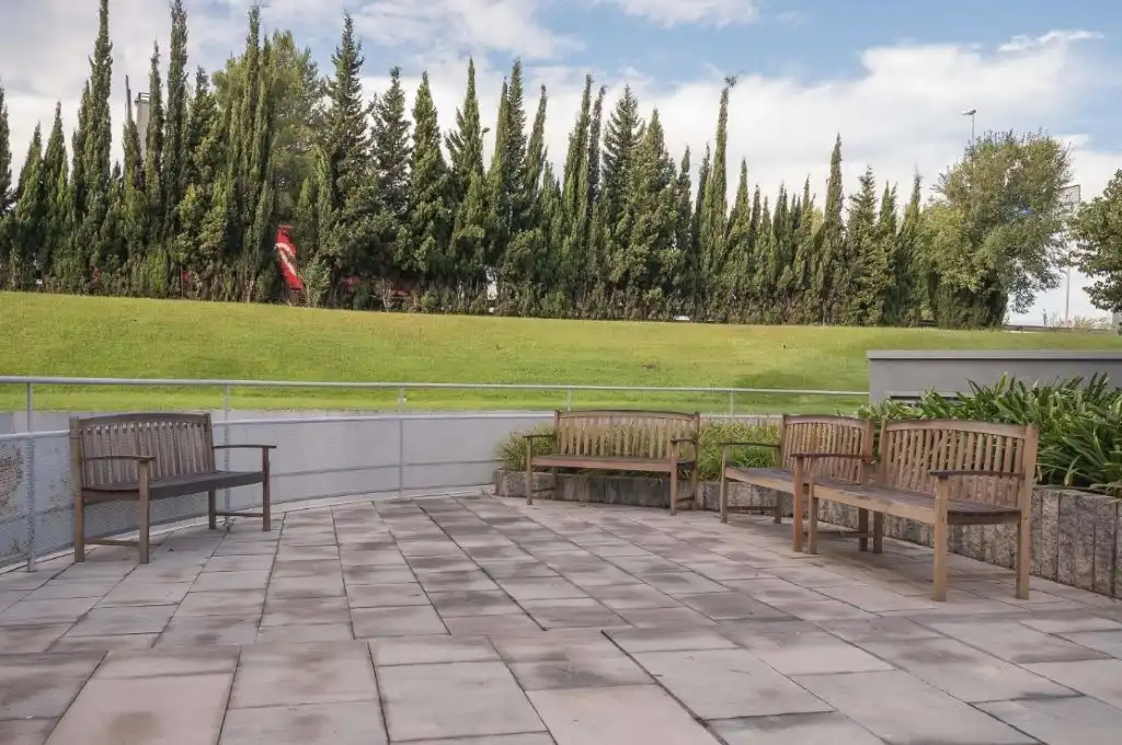 Terrasse von Büro zur Miete in Ripollet