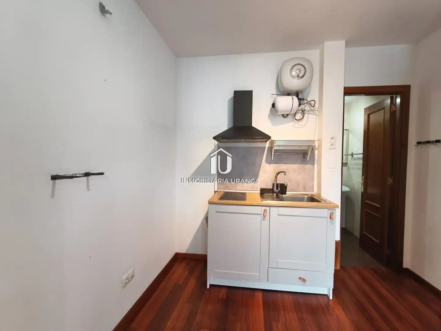 Piso con piscina en venta en pobedal, imagen 8