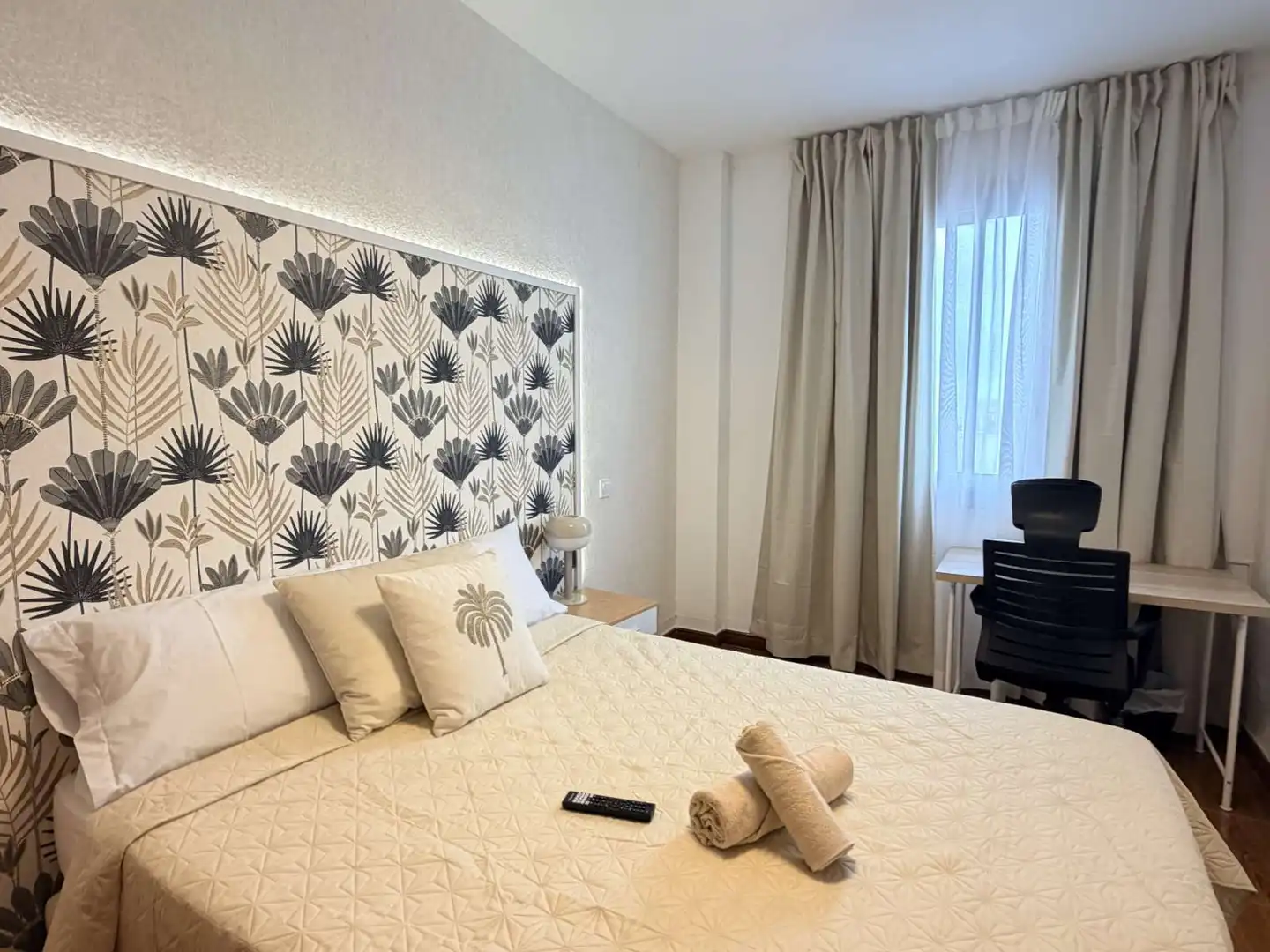 Habitación de Piso para compartir en Las Palmas de Gran Canaria con Aire acondicionado, Terraza y Amueblado