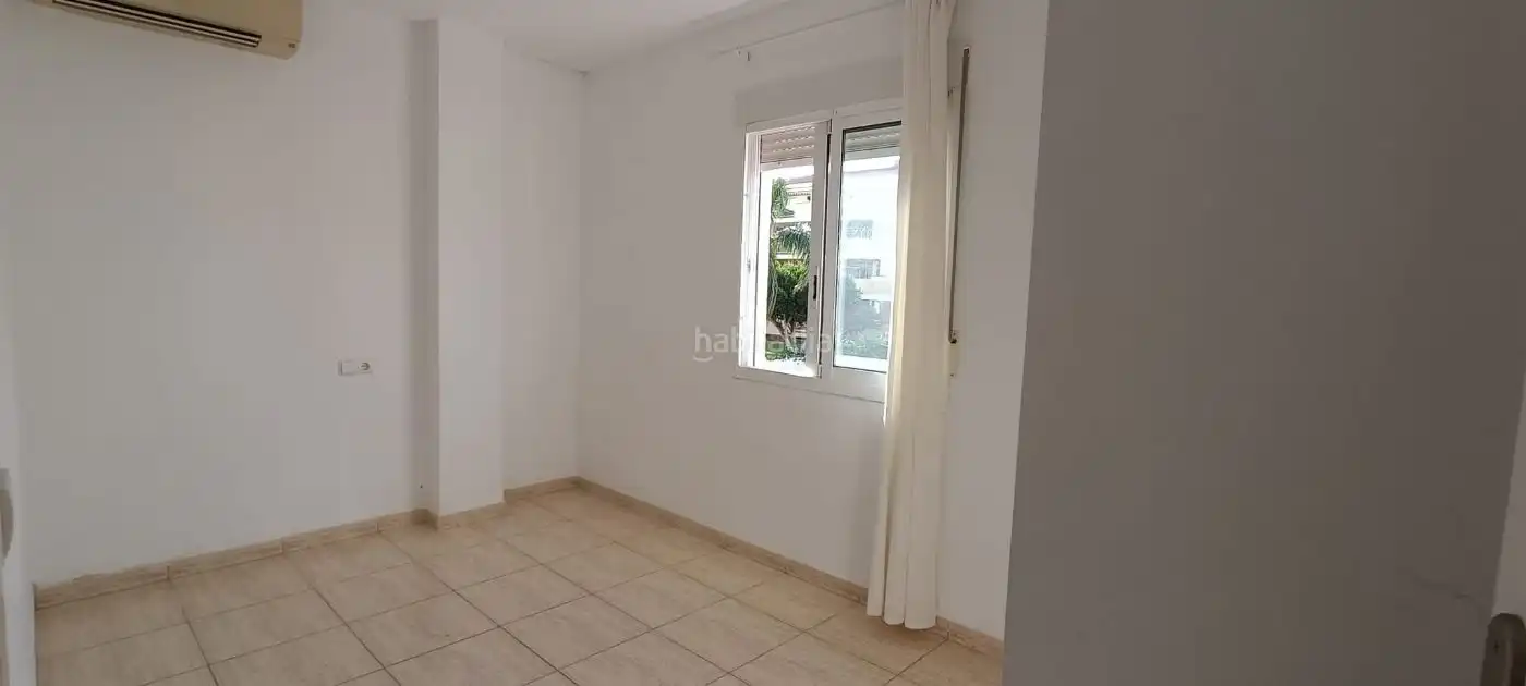 Doppelhaushälfte mit Garten zur Miete in Carrer de la Gralla 31, imagen 24