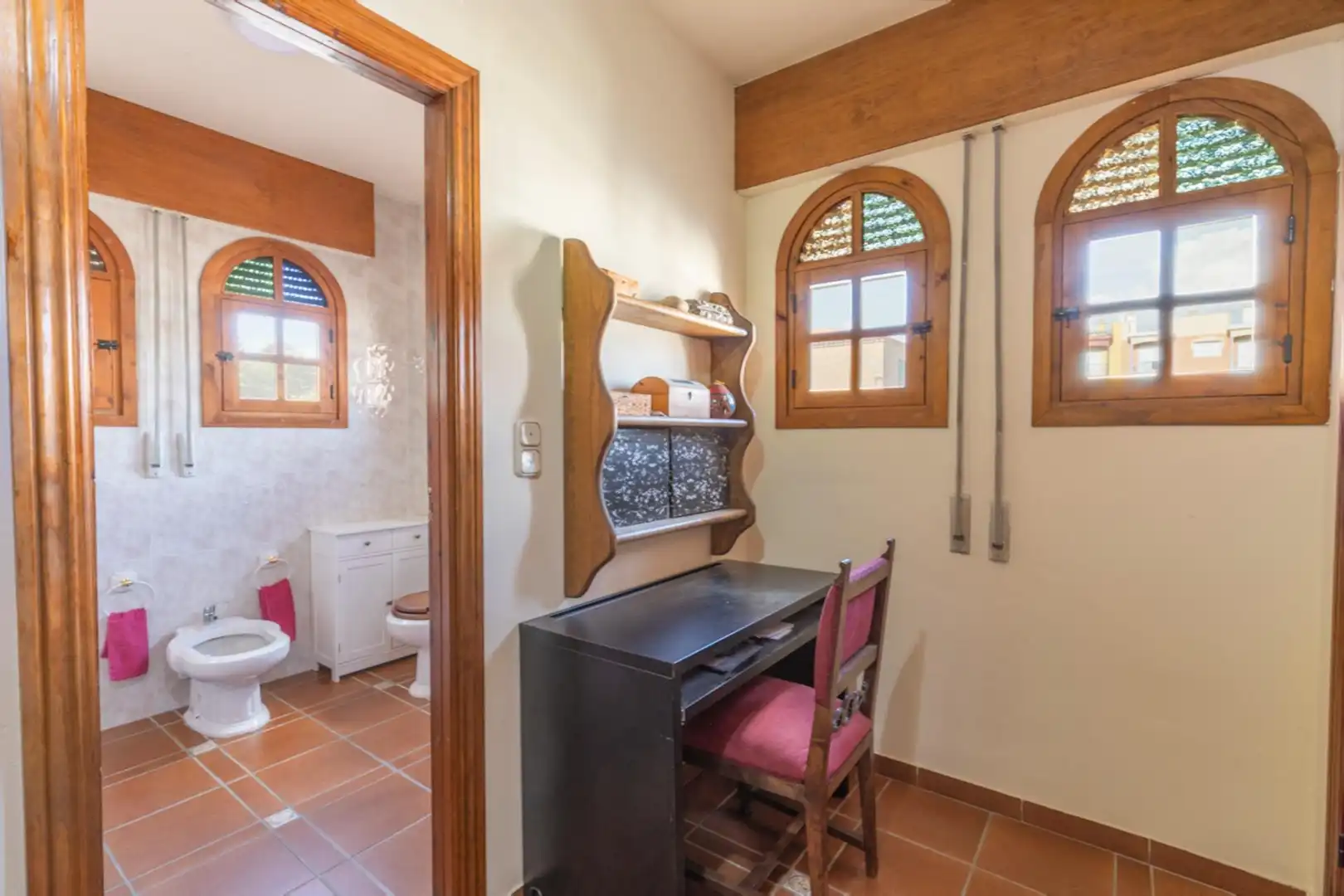 Bathroom of Houses for sale in Láchar, Granada
