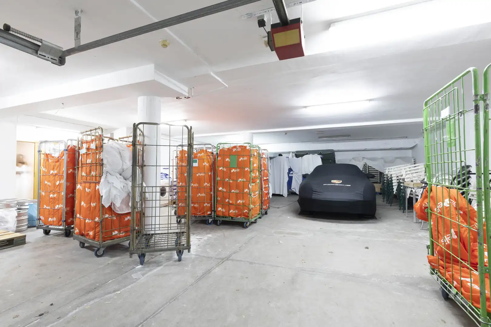 Parking de Edificio en venta en Cavia