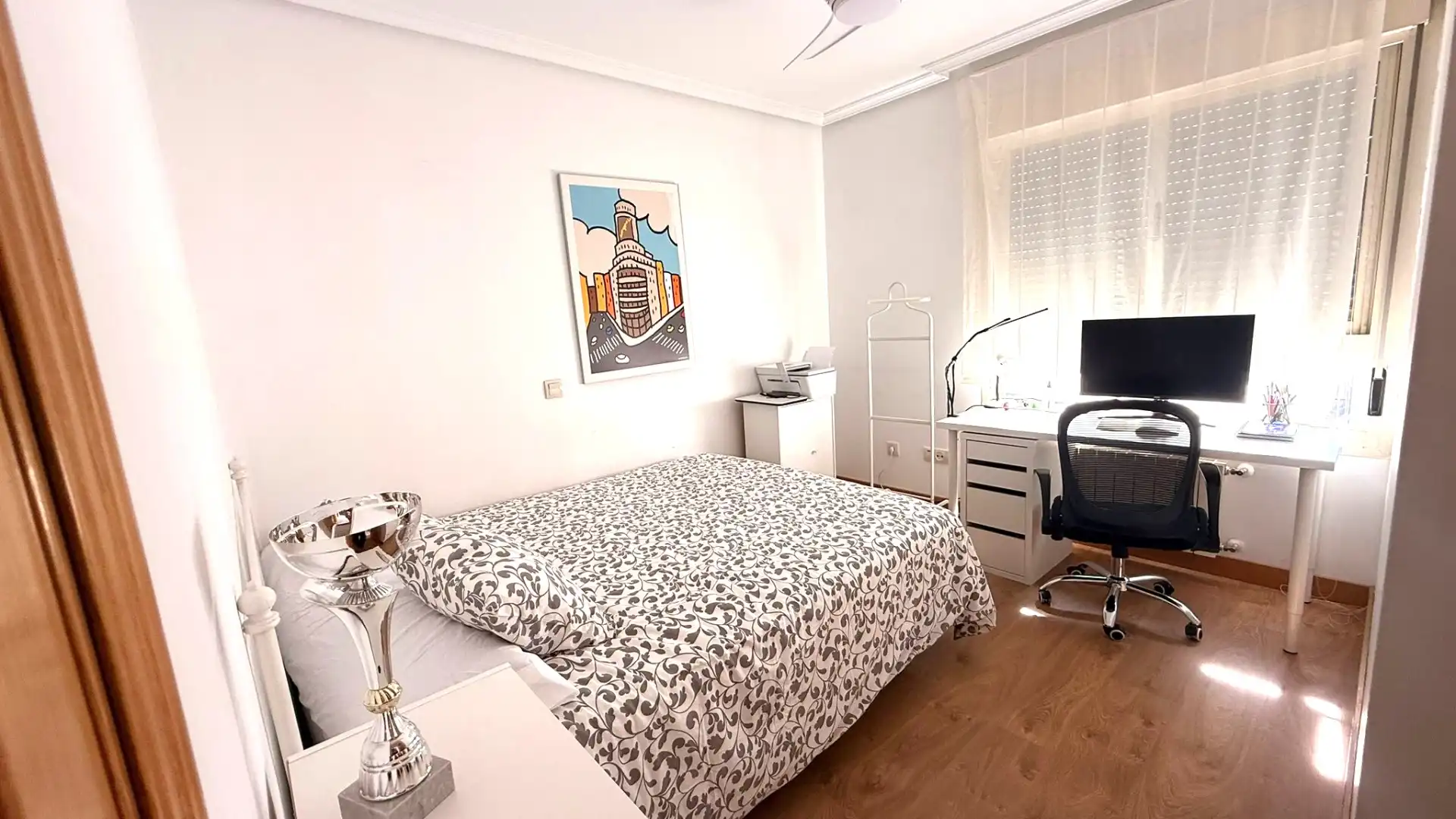 Habitación de Casa o chalet en venta en Madrid con Aire acondicionado, Calefacción y Jardín privado