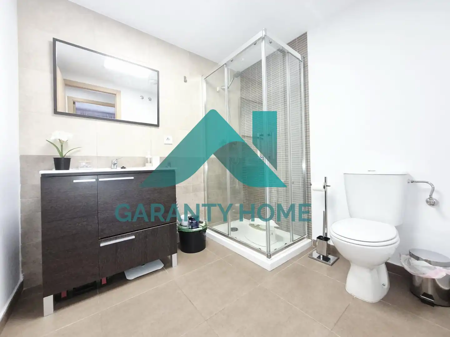Bathroom of Flat for sale in Cáceres  with Air Conditioner and Terrace