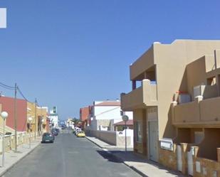 Vista exterior de Casa o xalet en venda en Puerto del Rosario amb Jardí privat