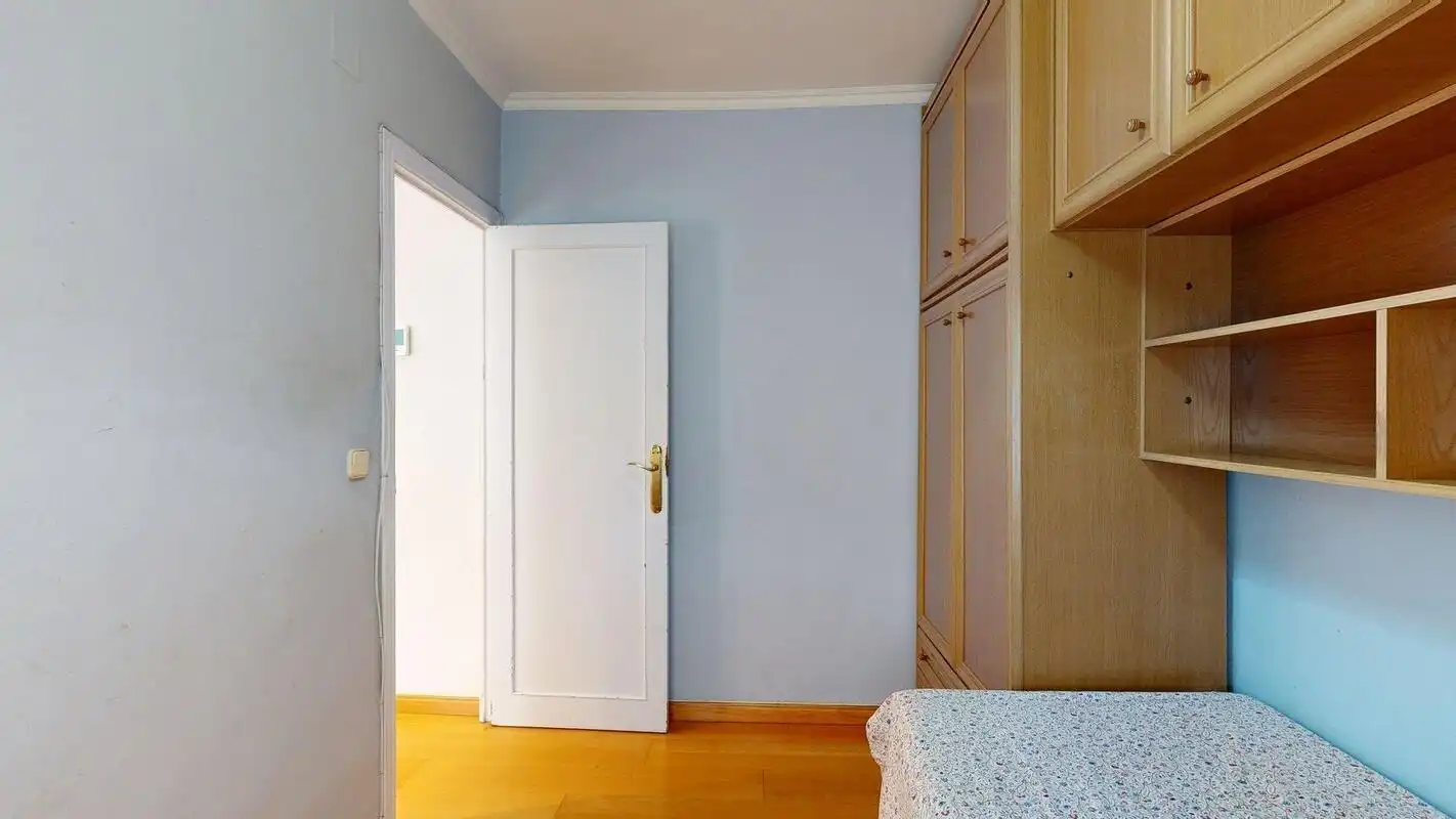 Schlafzimmer von Wohnung zum Verkauf in Zaragoza mit Klimaanlage und Heizung