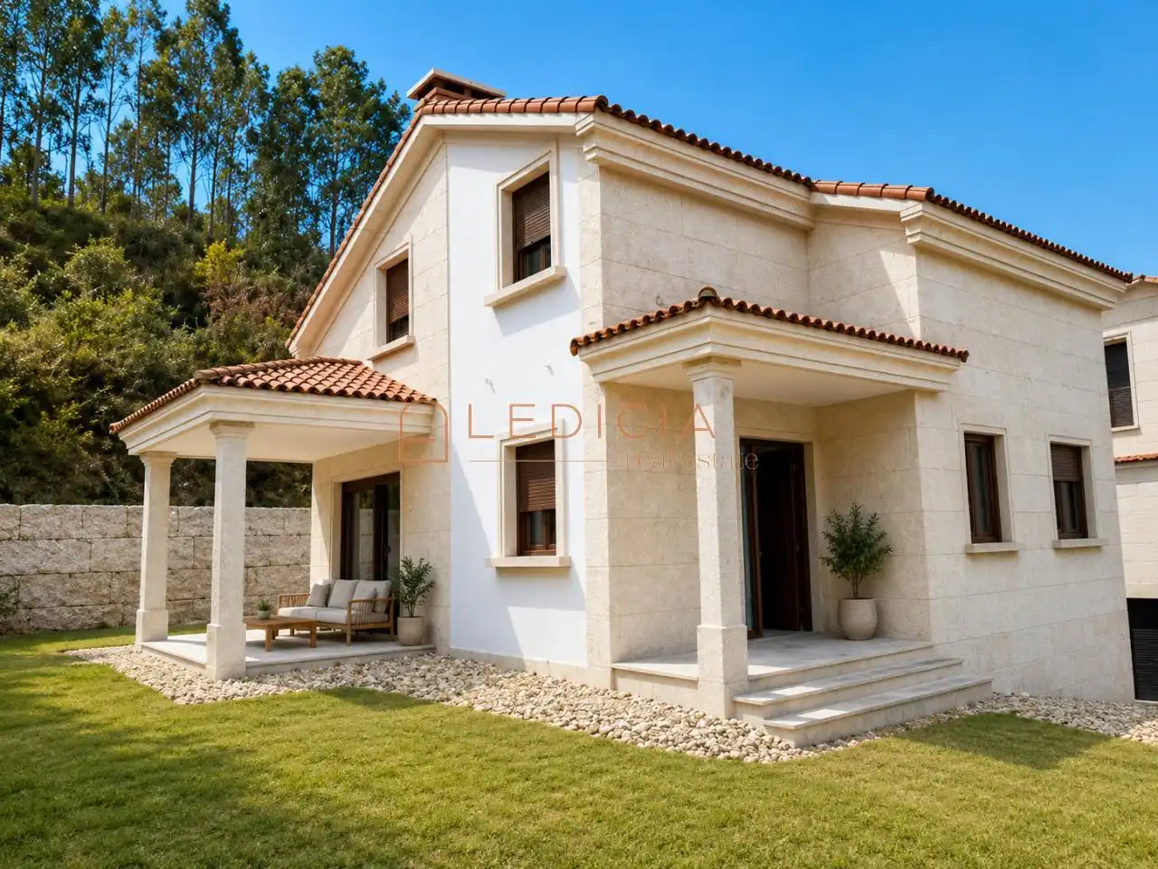 Vista exterior de Casa o xalet en venda en Pontevedra Capital  amb Calefacció, Jardí privat i Terrassa