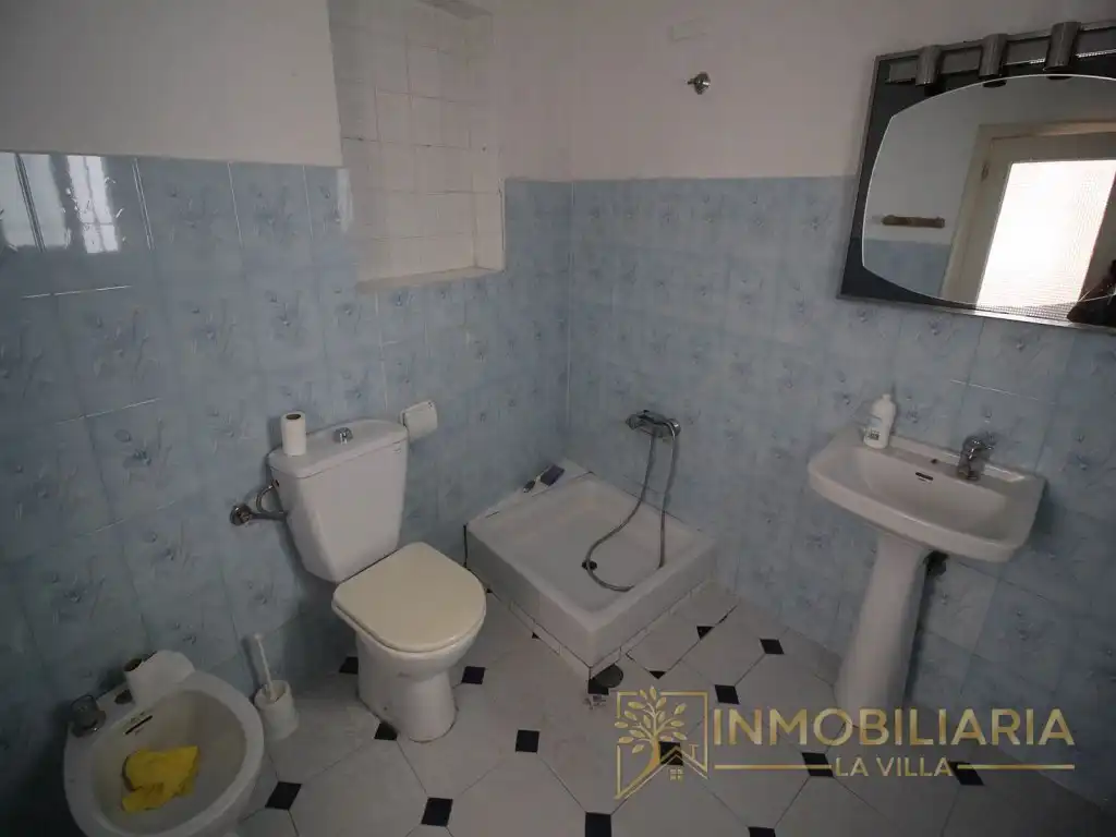 Bany de Casa o xalet en venda en Alhaurín de la Torre amb Jardí privat, Terrassa i Moblat