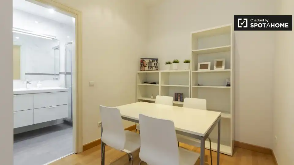 Habitación en Castellana