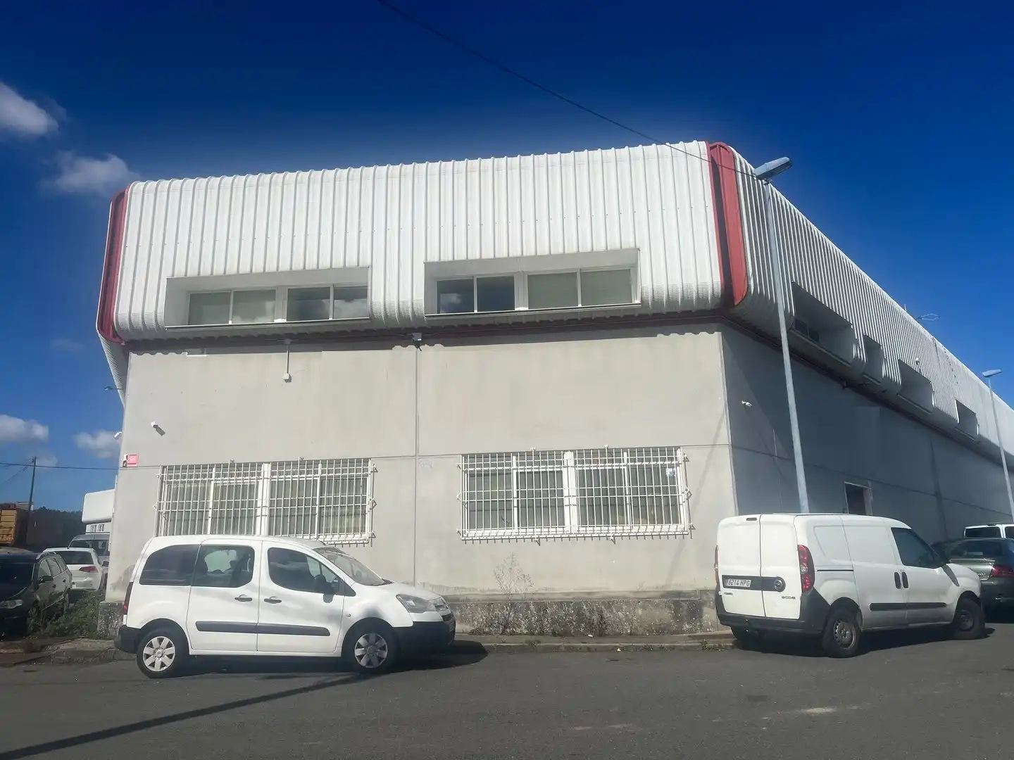Nau industrial en venda a Avenida Alvedro 16, imagen 3
