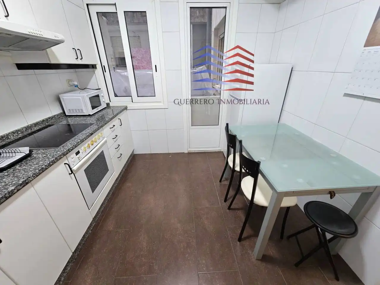 Kitchen of Flat for rent in Ourense Capital   with Heating, Furnished and Balcony