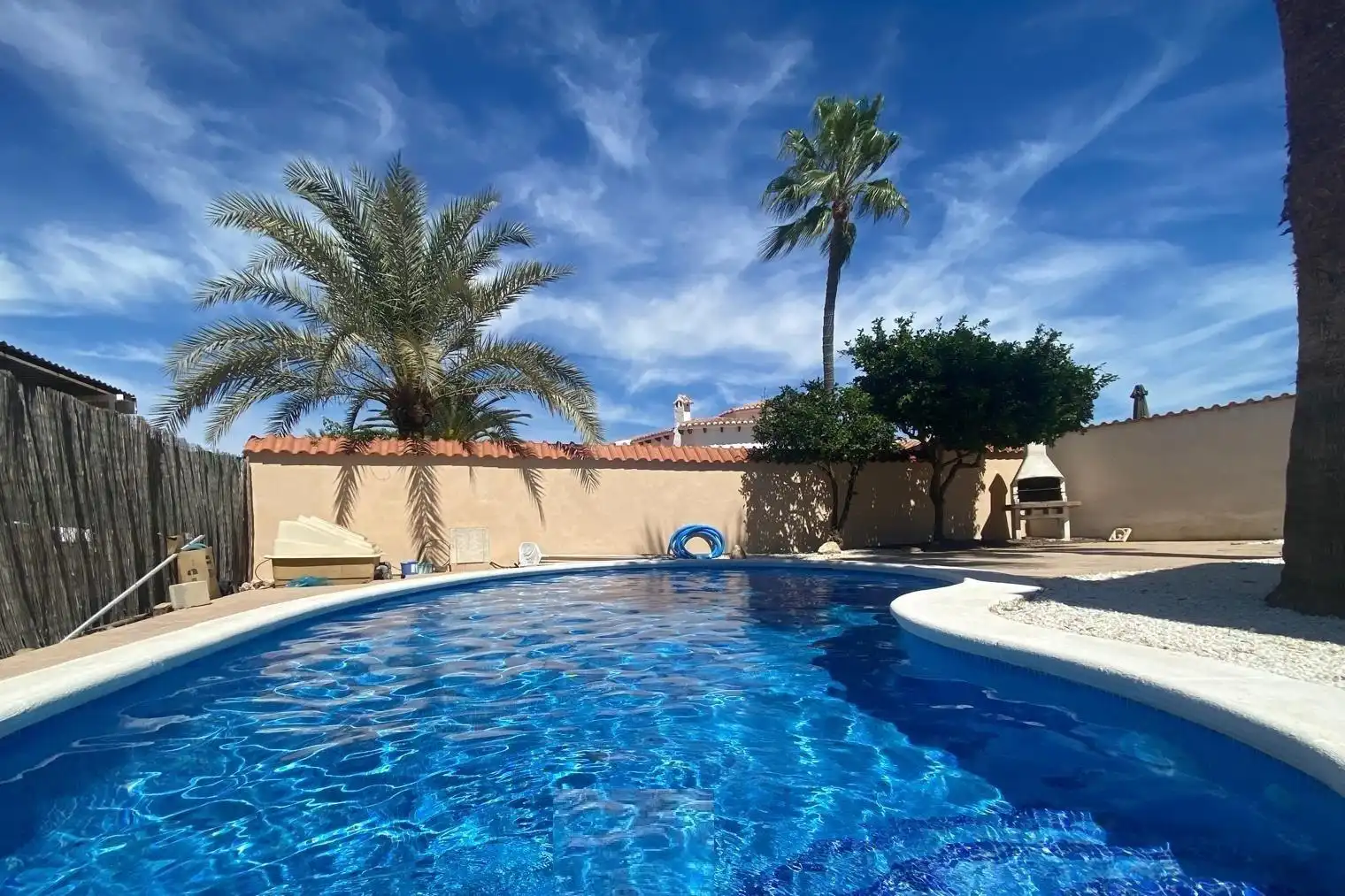 Semi-detached house with pool for sale in Calle C. Velazquez 39A, imagen 5