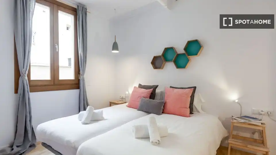 Flat with terrace to rent in Ciutat Vella, imagen 17