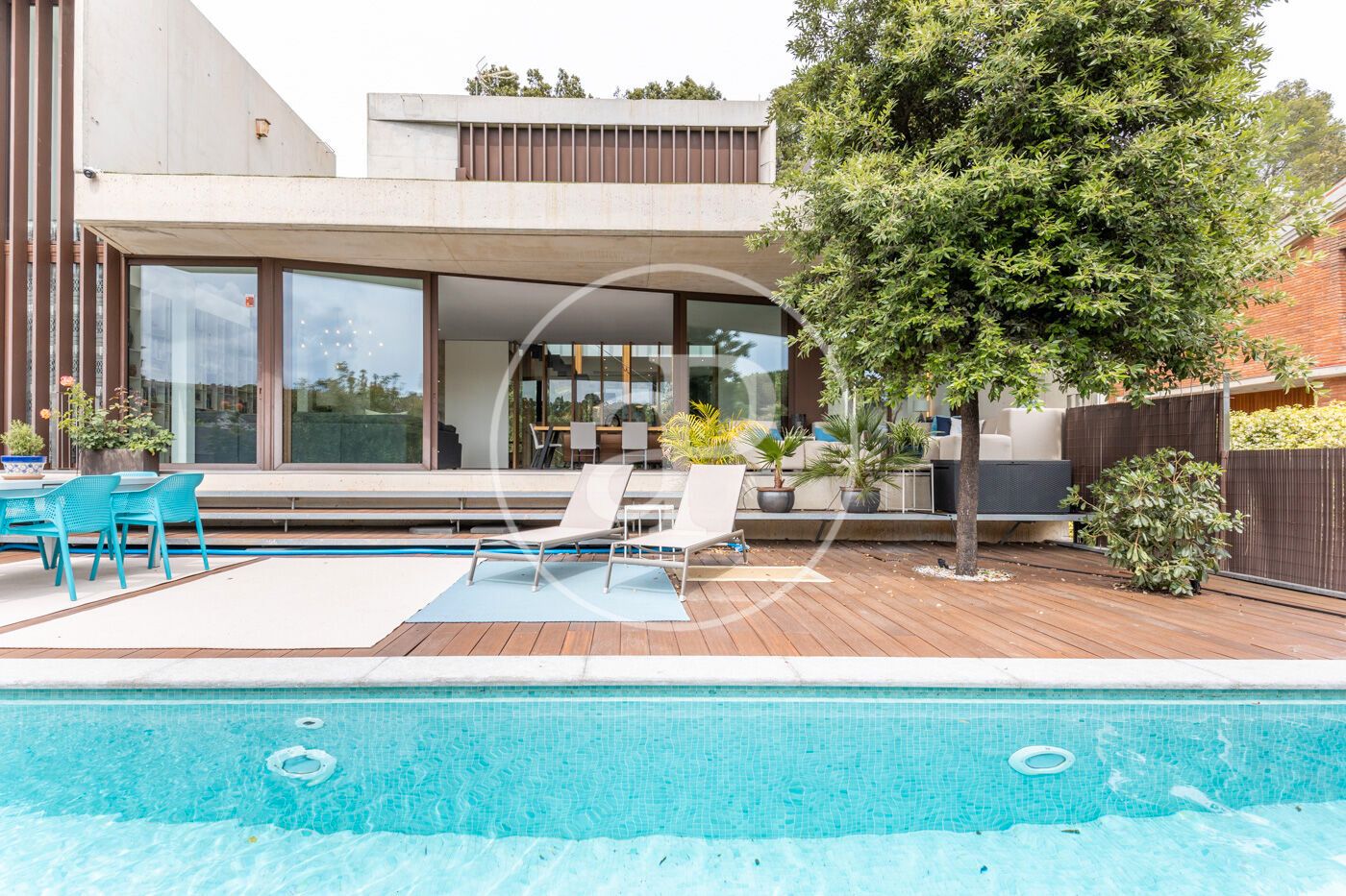 Piscina de Casa o xalet en venda en Sant Cugat del Vallès amb Aire condicionat, Calefacció i Jardí privat