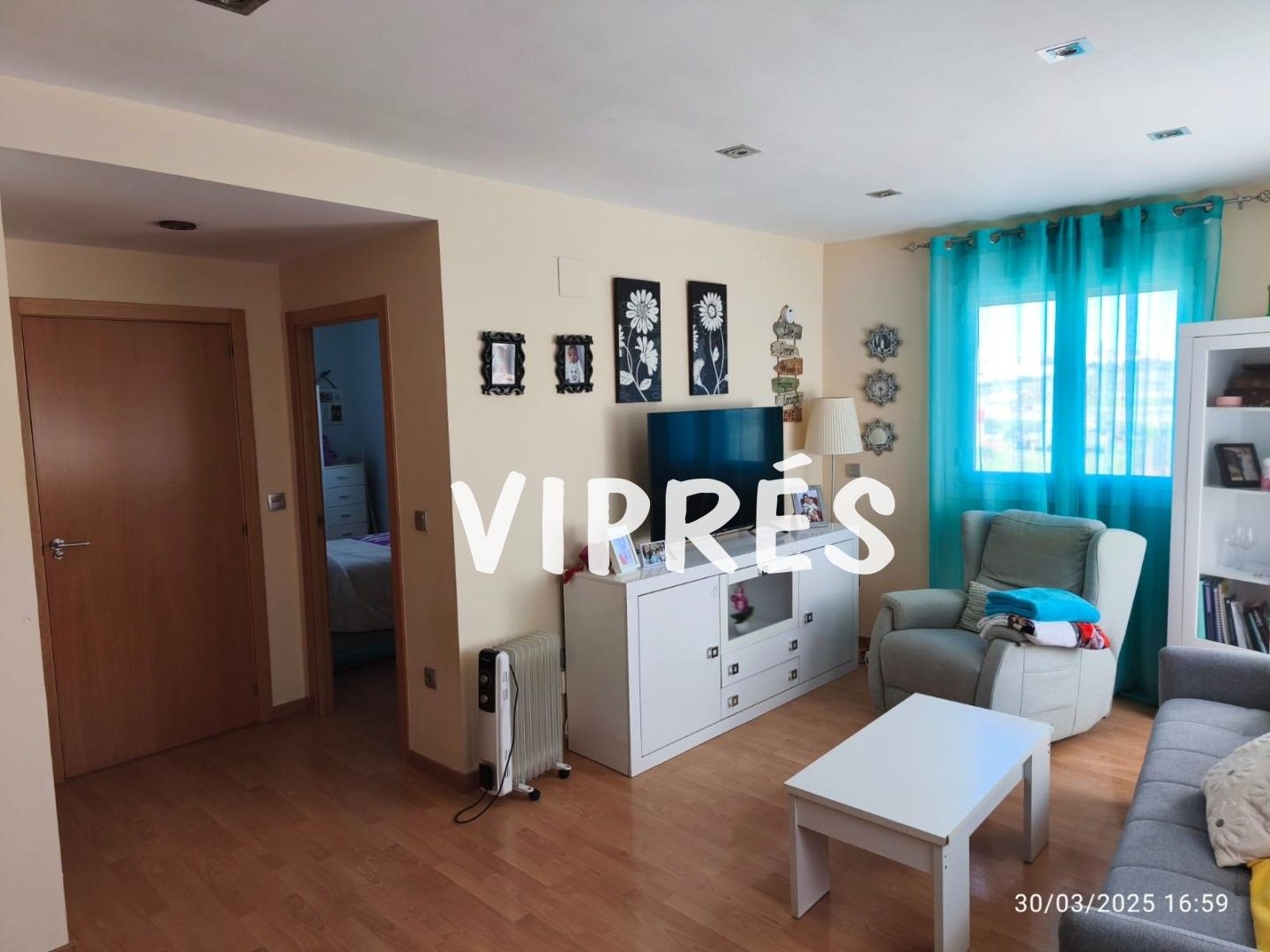 Living room of Flat for sale in Cáceres Capital  with Air Conditioner