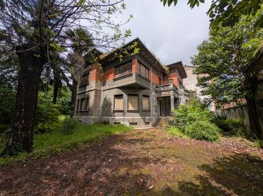 Xalet amb jardí en venda a Calle Calle de Vital Aza 38