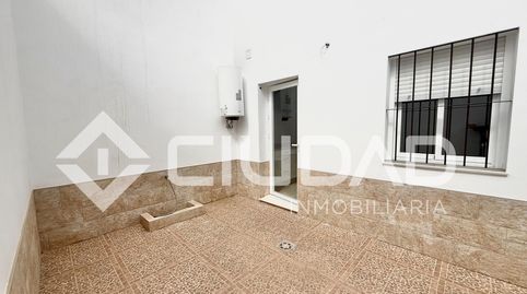 Foto 4 de Casa o chalet de alquiler en Las Cabezas de San Juan, Sevilla