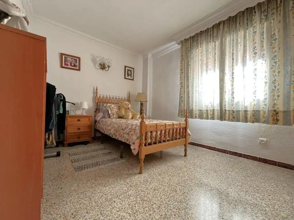 Habitación de Piso en venta en Málaga con Aire acondicionado, Terraza y Trastero