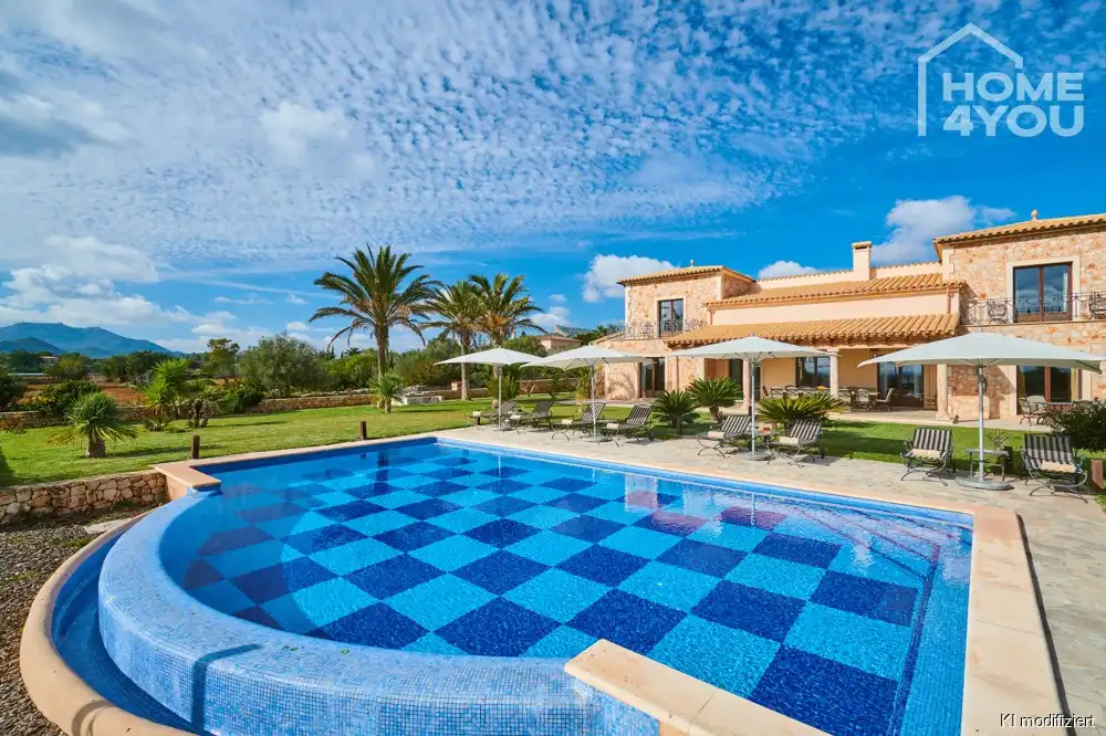 Swimming pool of Houses for sale in Manacor  with Air Conditioner, Heating and Terrace
