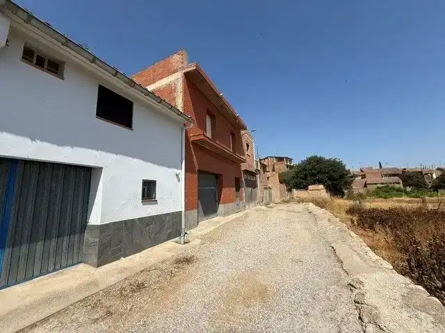 Exterior view of Houses for sale in Torrente de Cinca  with Air Conditioner, Private garden and Furnished