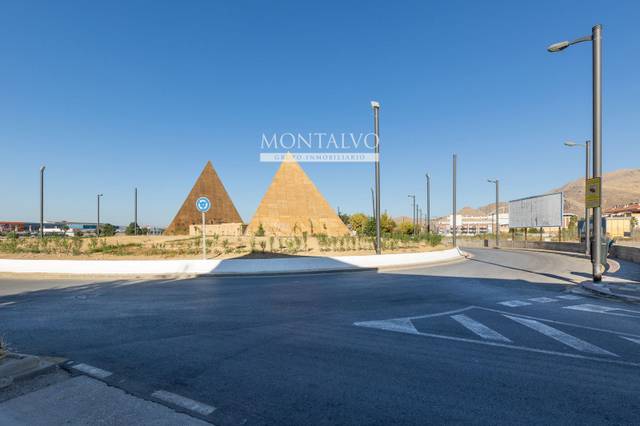 Terreno en Venta en Maestro Antonio Ramos, 43 en Atarfe