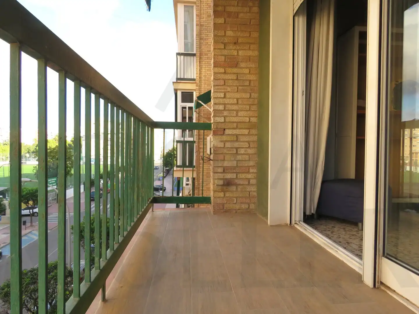 Piso con balcón en venta en Calle Carmen Conde 42, imagen 7
