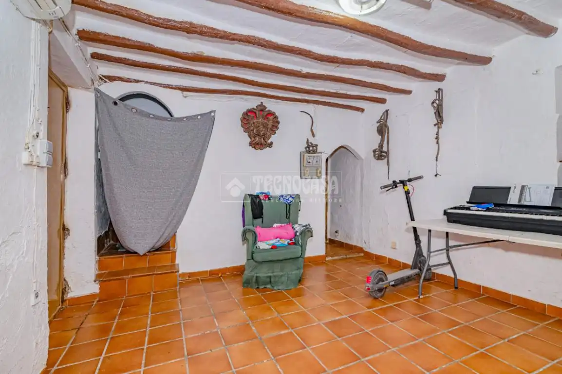 Casa rustica con giardino in vendita a LOS RAMONES, imagen 16