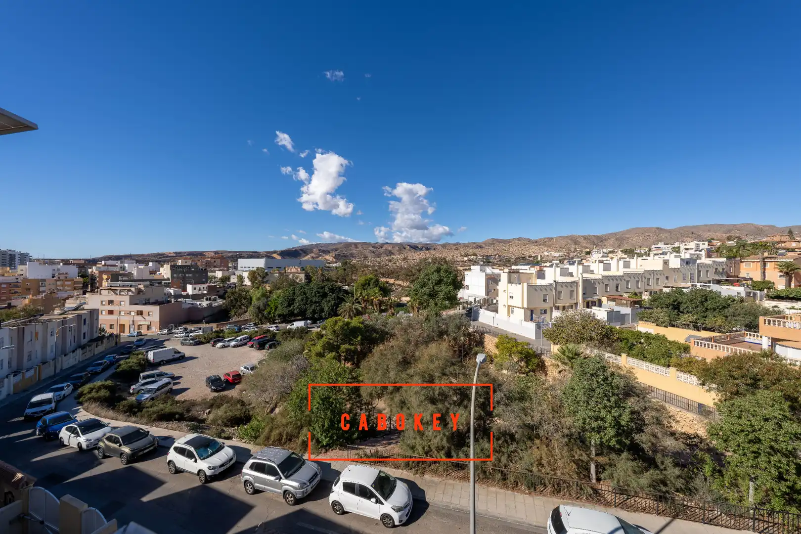 Vista exterior de Casa adosada en venda en Almería amb Aire condicionat, Calefacció i Terrassa