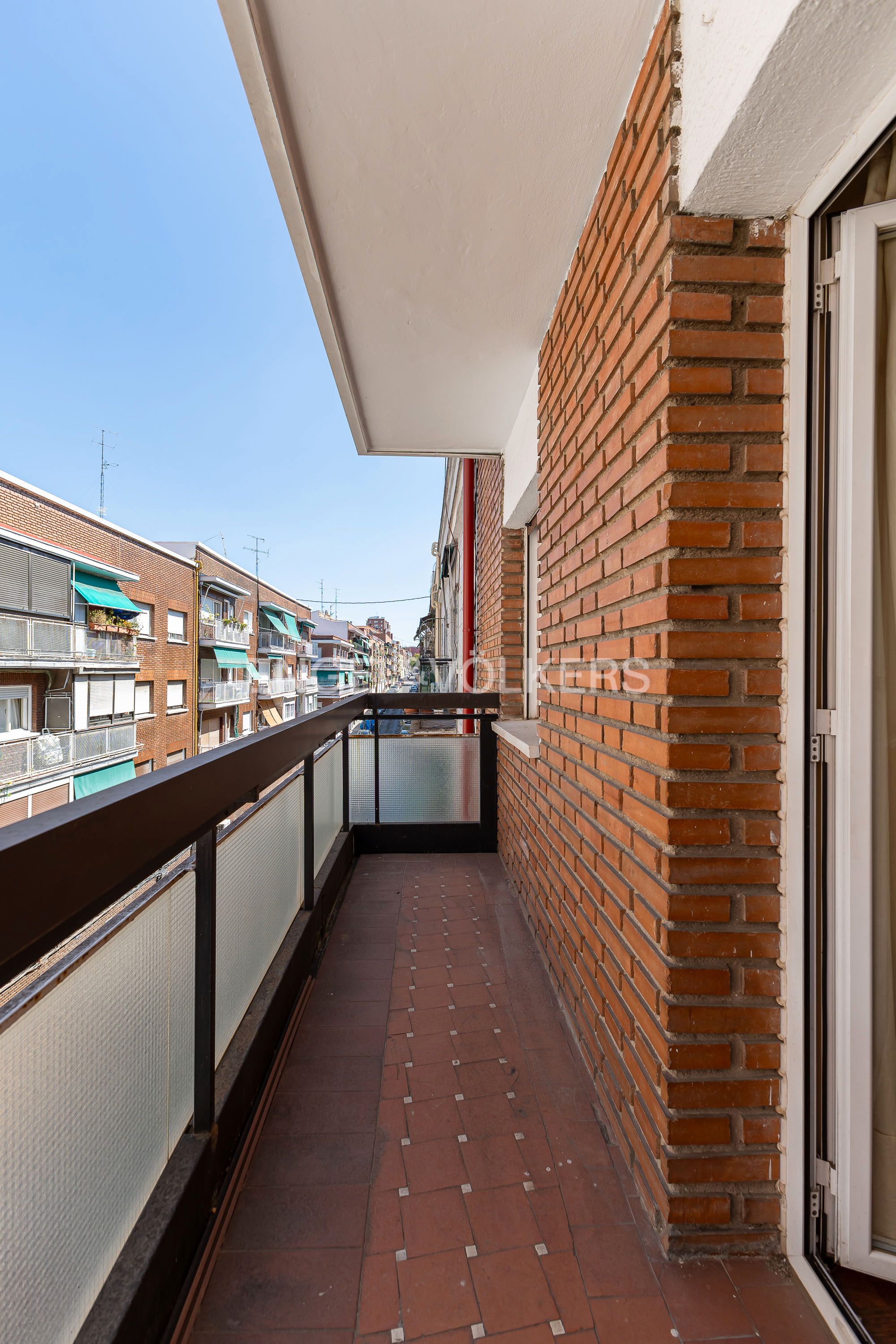Exterior view of Apartment for sale in  Madrid Capital  with Heating, Terrace and Furnished