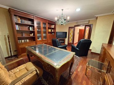 Appartement avec balcon à vendre à Calle Santiago Sevillano