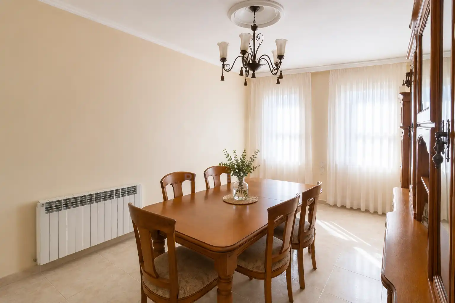 Comedor de Piso en venta en Ferrol con Calefacción
